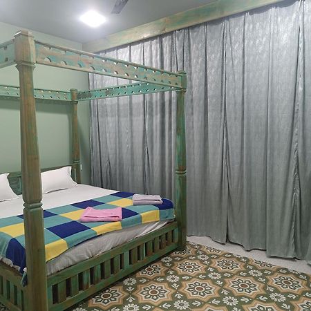 Lavish Exotic Hotel & Apartments Arambol Exterior photo