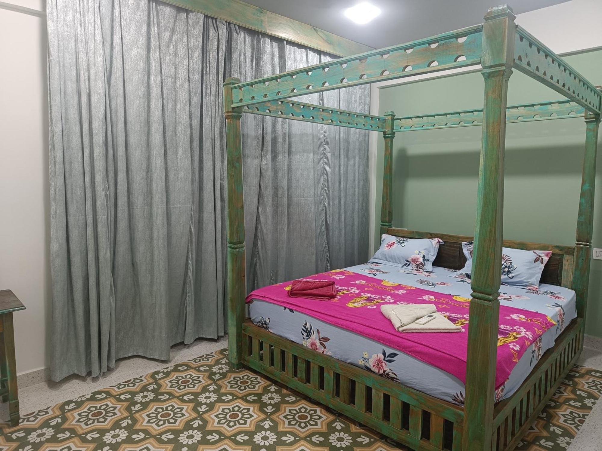 Lavish Exotic Hotel & Apartments Arambol Exterior photo